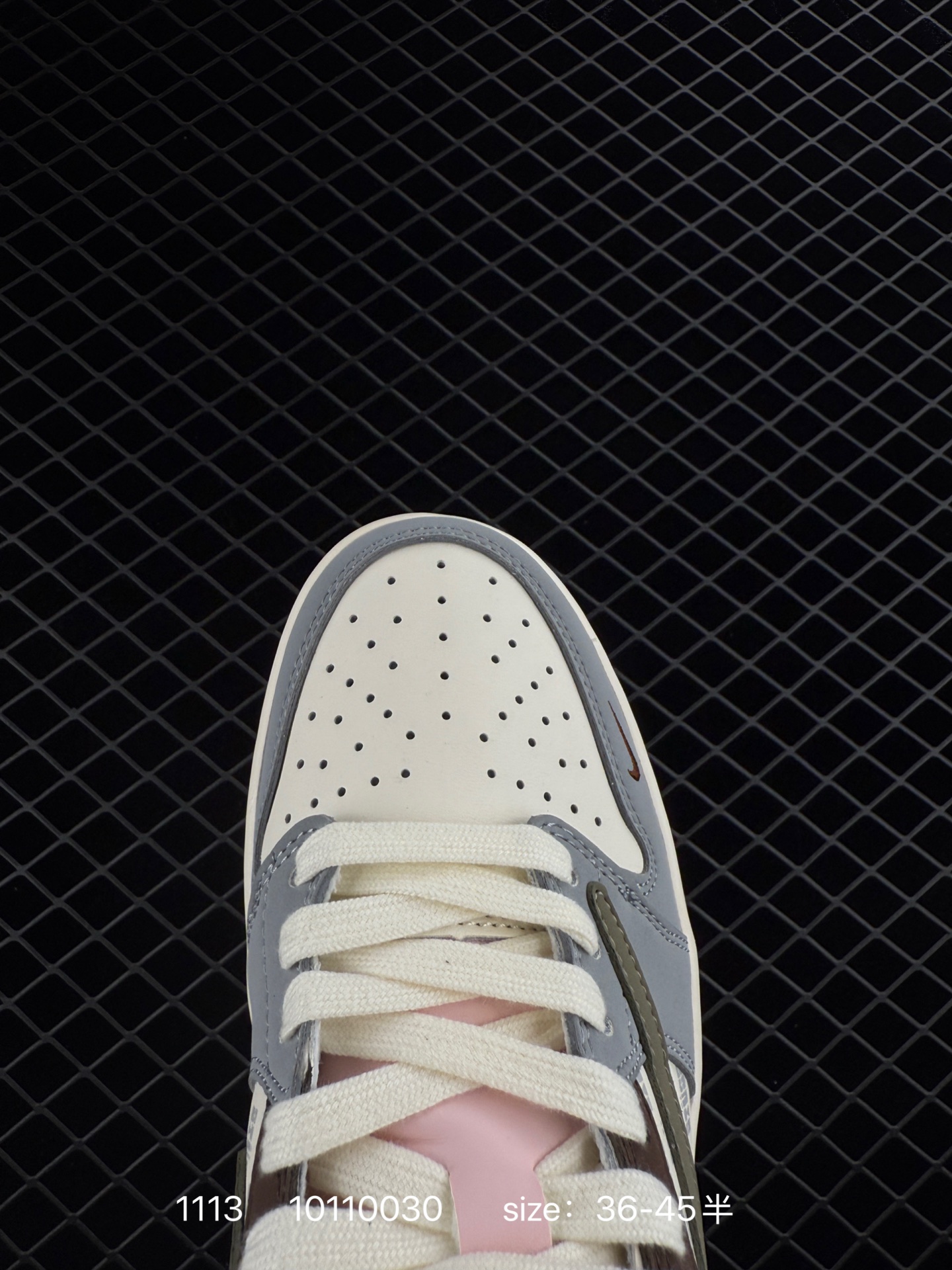 Travis Scott x Air Jordan 1 ” Reverse Mocha “